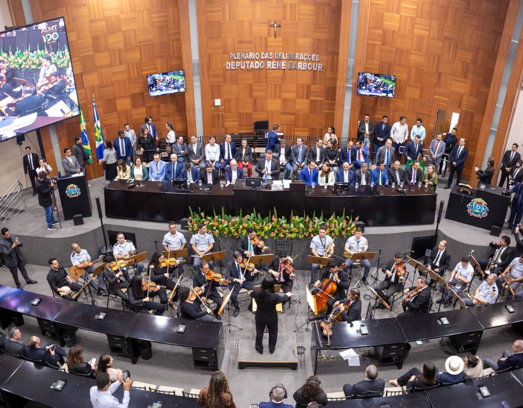 Gisela Cardoso prestigia solenidade pelos 190 anos da Assembleia Legislativa de Mato Grosso | Notícia