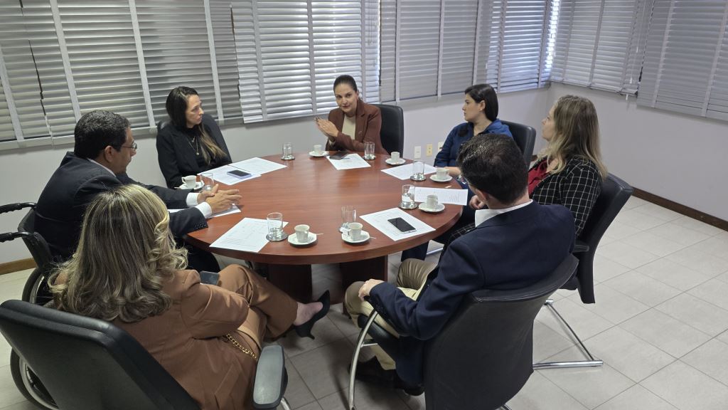 Justiça Federal garante, em reunião com a OAB-MT, continuidade dos serviços em Tangará da Serra | Notícia