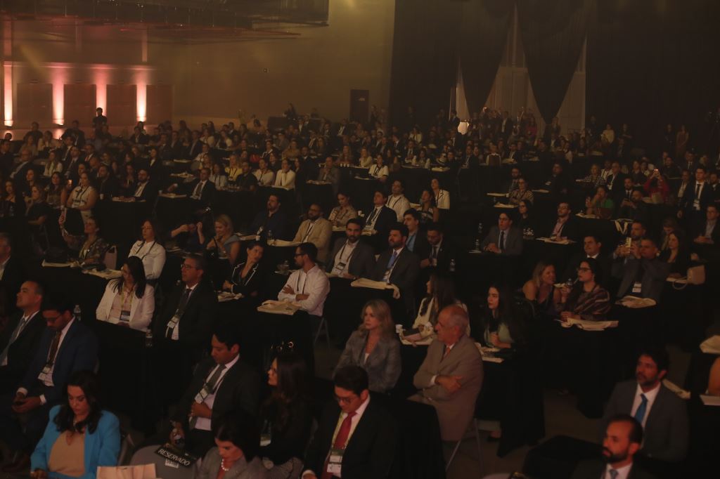 OAB-MT encerra 7ª edição de congresso com participação expressiva e consolida referência nacional | Notícia