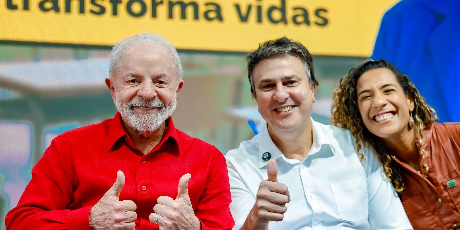 Professor pode pedir Carteira Nacional do Docente a partir de amanhã