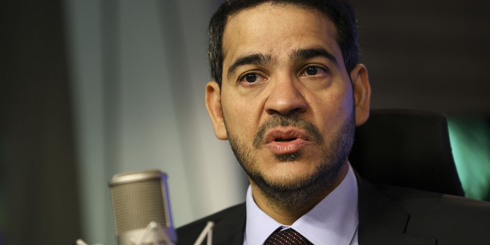 Messias diz que recebe com honra indicação ao STF