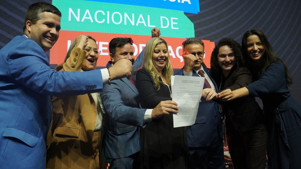 OAB Nacional e Seccional Mato Grosso encerram evento firmando Carta e assumindo compromissos | Notícia