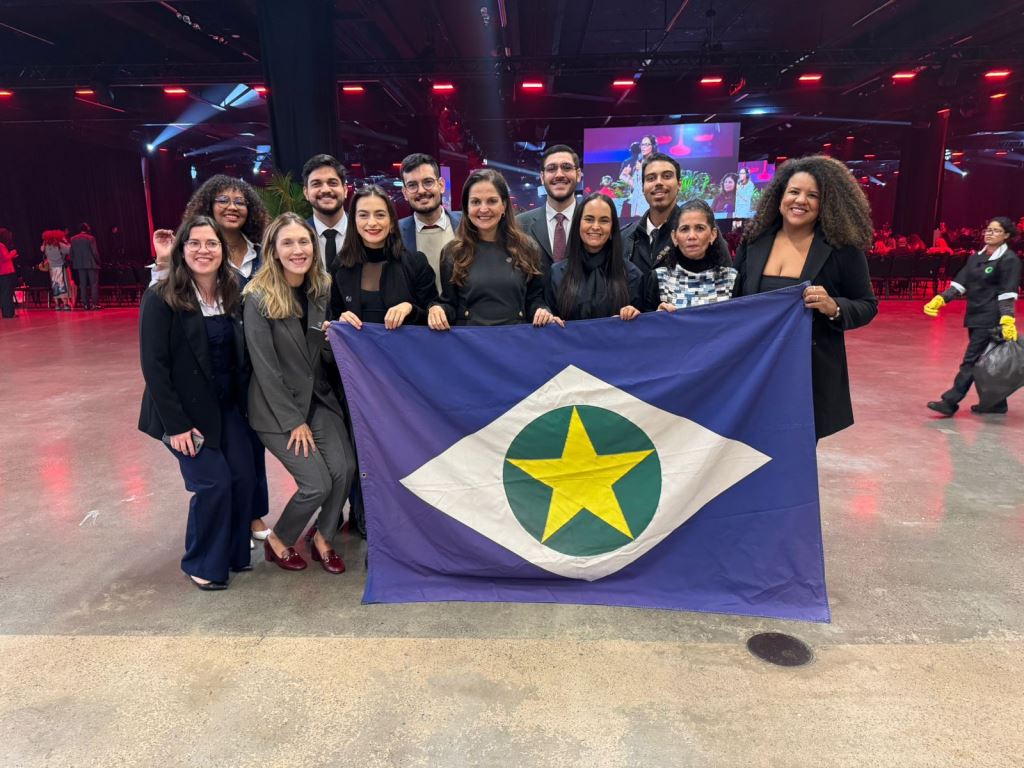 Presidente Gisela Cardoso e caravana mato-grossense marcam presença em encontro nacional da jovem advocacia | Notícia